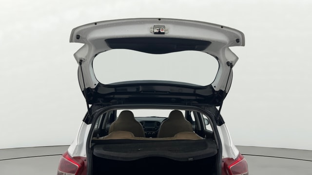 View Hyundai Grand i10 Image 16 Used Hyundai Grand i10 Image 16
