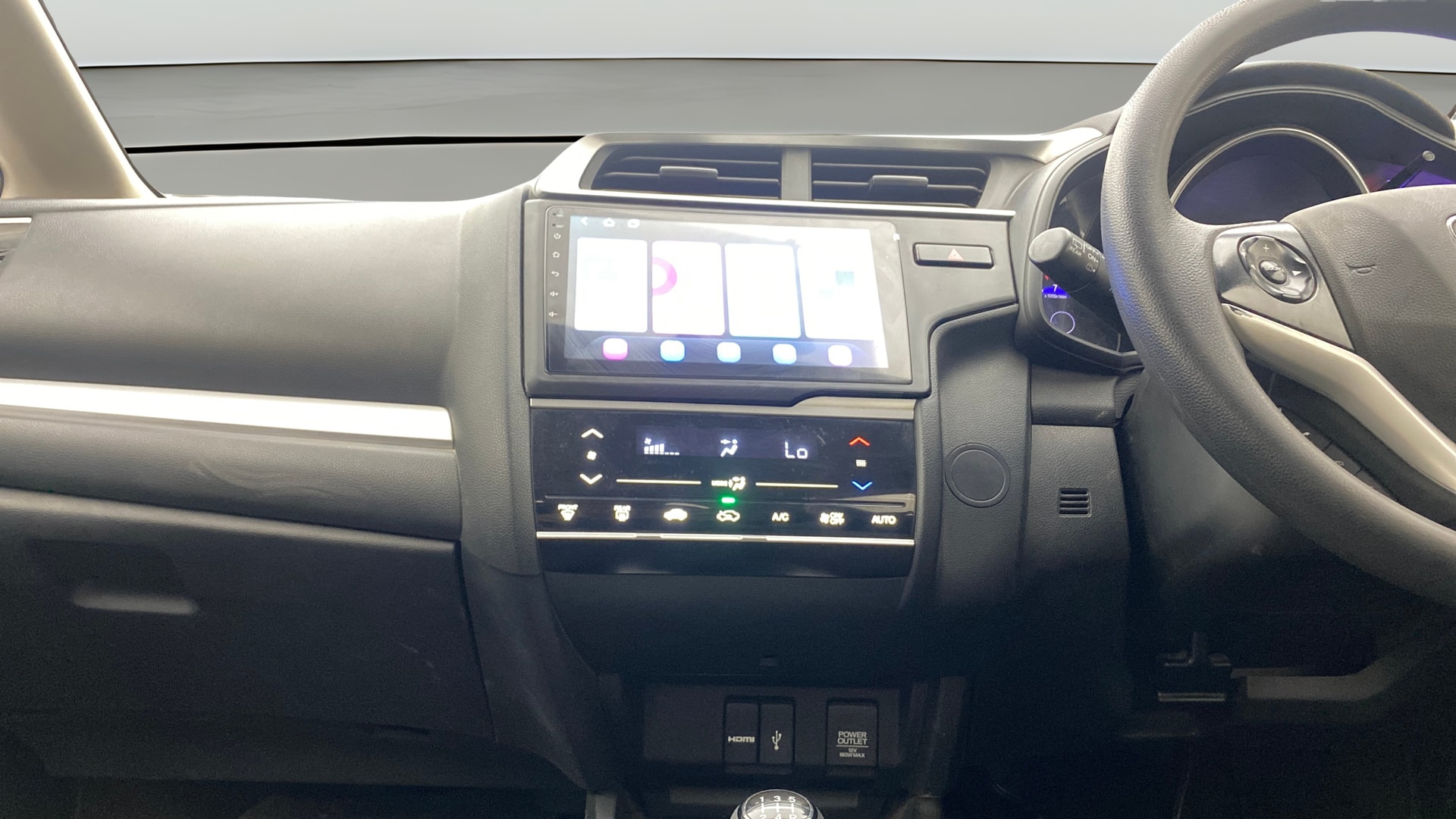 View 2019 Honda WR-V S MT Diesel Edge Edition Image 17 Used 2019 Honda WR-V S MT Diesel Edge Edition Image 17