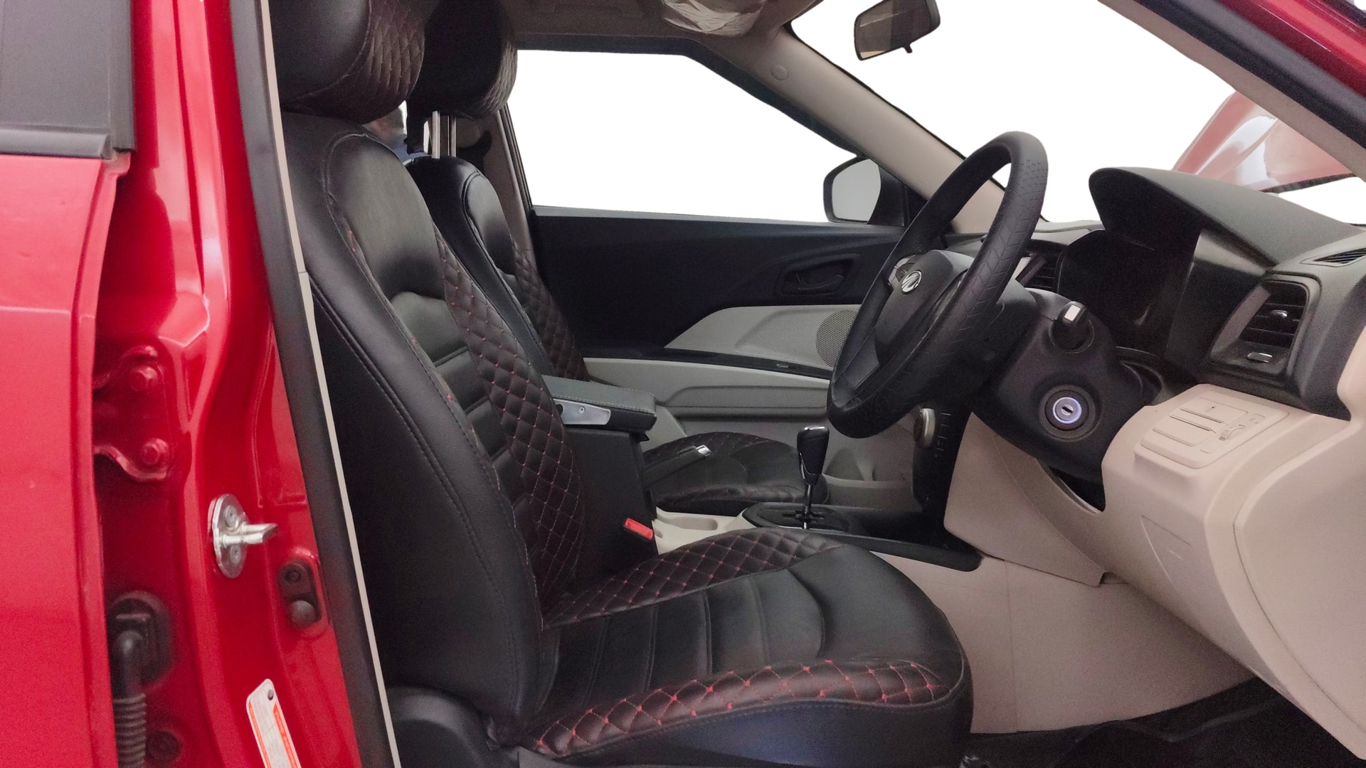 Used 2022 Mahindra XUV300 Used 2022 Mahindra XUV300