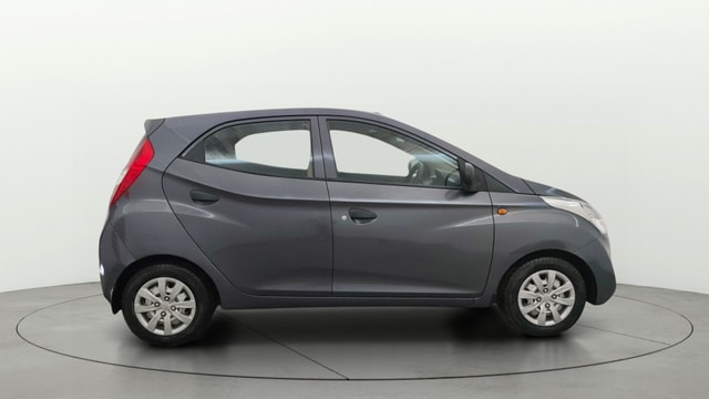 View Hyundai EON Image 8 Used Hyundai EON Image 8