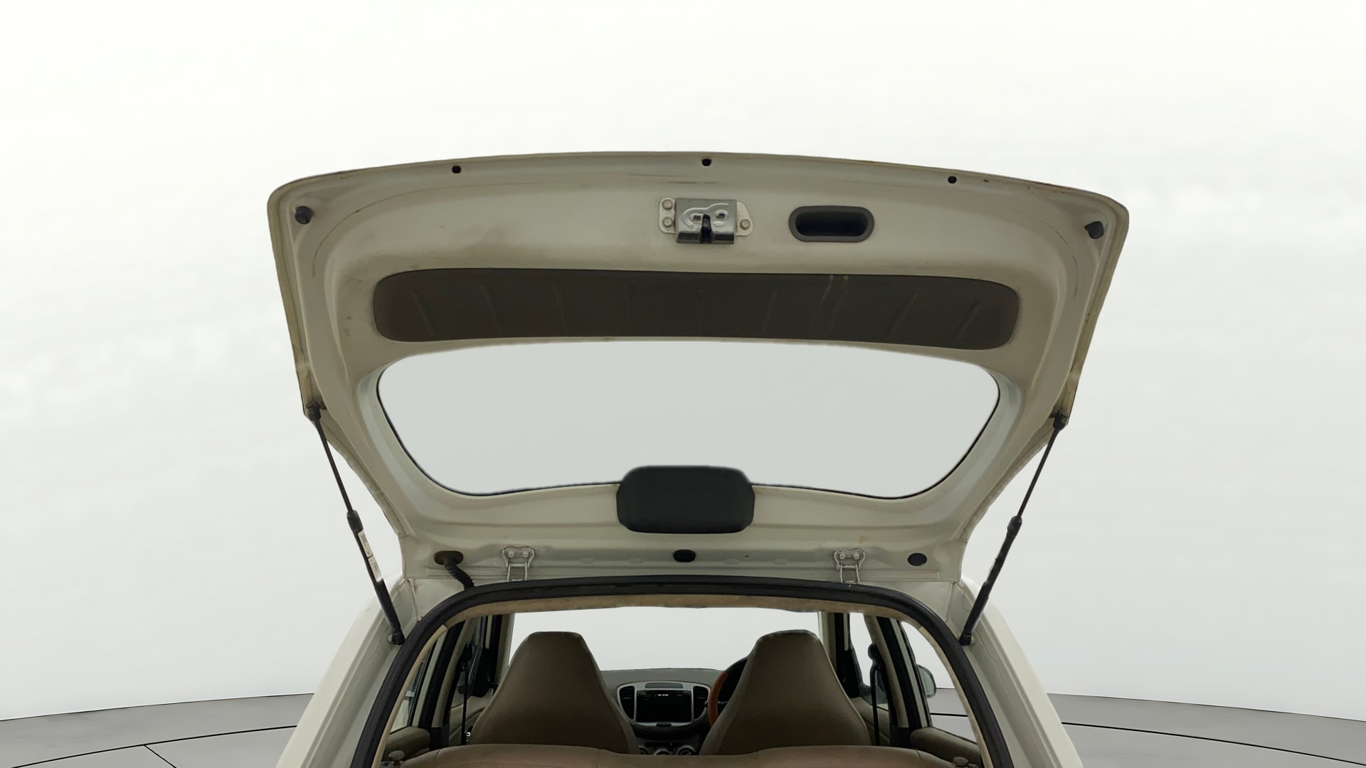 View 2013 Hyundai i10 1.1 Magna Image 16 Used 2013 Hyundai i10 1.1 Magna Image 16