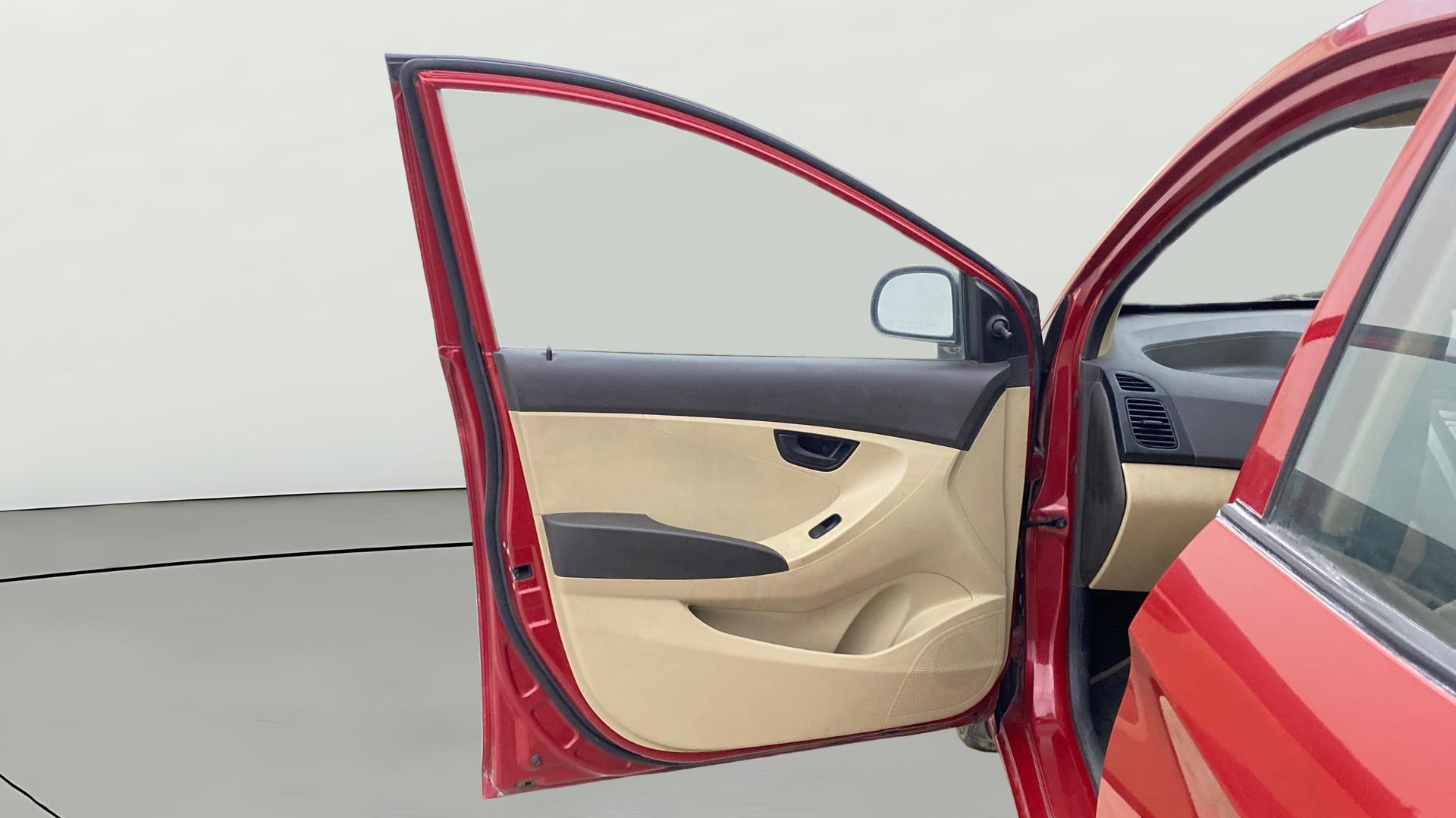 View 2016 Hyundai EON Magna Plus Image 35 Used 2016 Hyundai EON Magna Plus Image 35