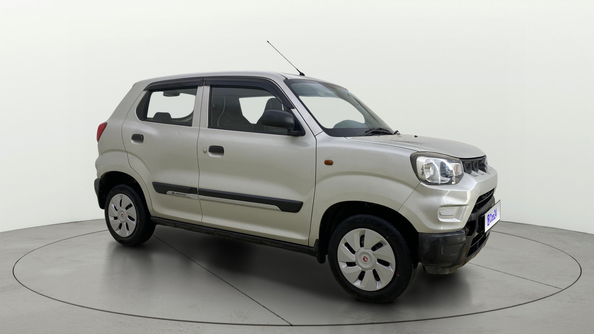 View 2021 Maruti Suzuki 1000 Base Variant Image 21 Used 2021 Maruti Suzuki 1000 Base Variant Image 21