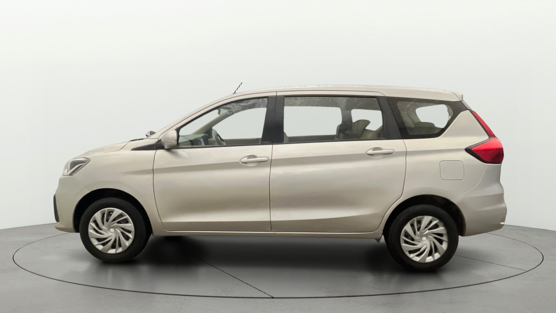 View 2019 Maruti Suzuki 1000 Base Variant Image 5 Used 2019 Maruti Suzuki 1000 Base Variant Image 5