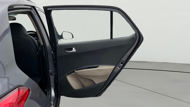 View Hyundai Grand i10 Image 7 Used Hyundai Grand i10 Image 7