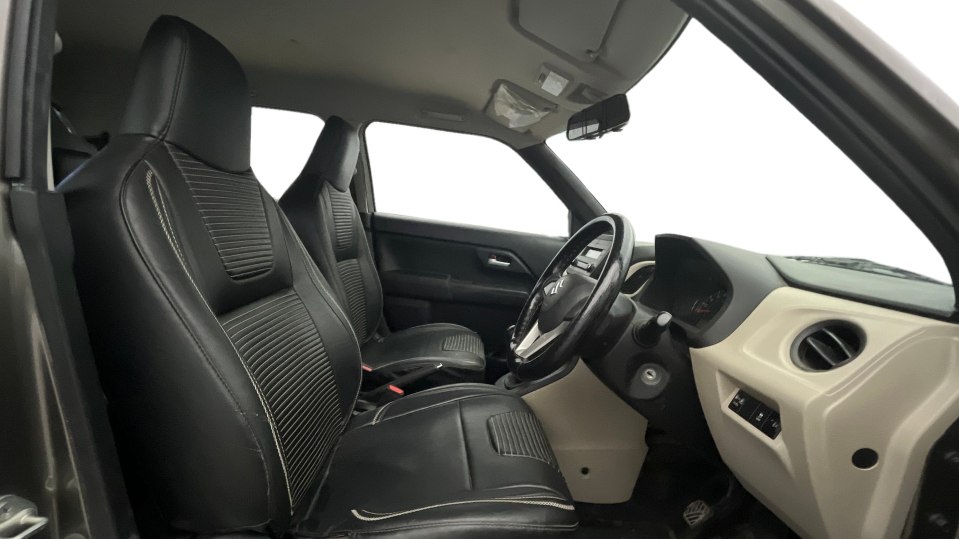 View 2024 Maruti Suzuki 1000 Base Variant Image 26 Used 2024 Maruti Suzuki 1000 Base Variant Image 26