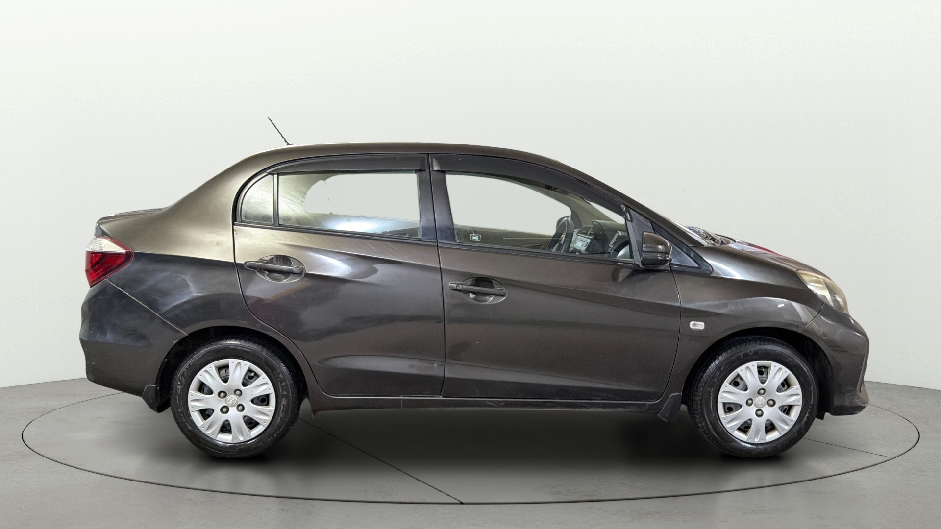 View 2017 Honda Amaze E MT Petrol BS IV Image 8 Used 2017 Honda Amaze E MT Petrol BS IV Image 8