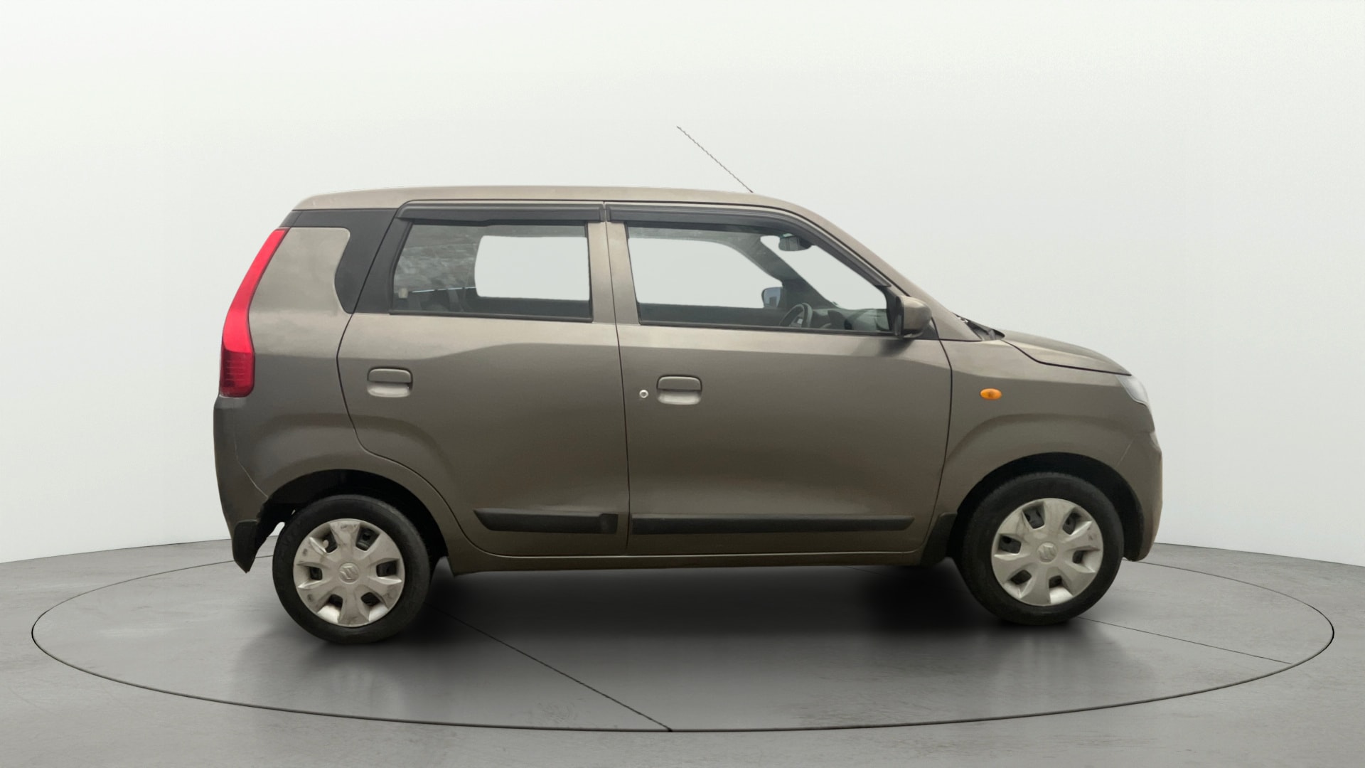 View 2024 Maruti Suzuki 1000 Base Variant Image 8 Used 2024 Maruti Suzuki 1000 Base Variant Image 8