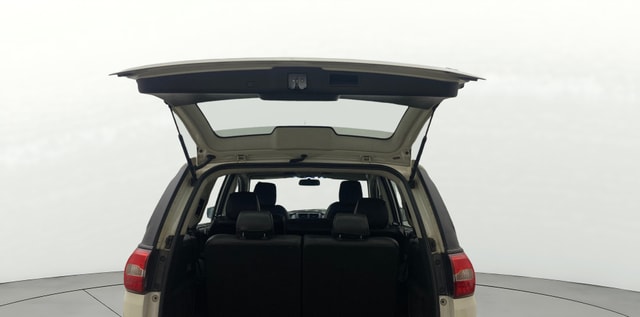 View Tata Hexa Image 17 Used Tata Hexa Image 17