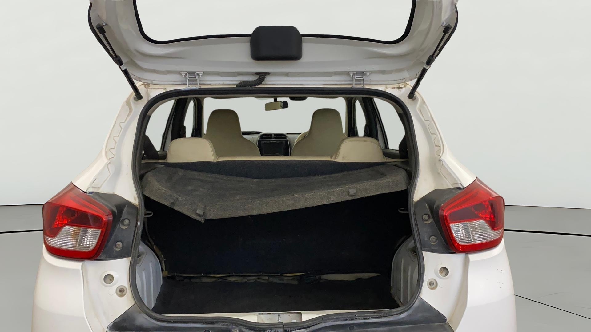 View 2018 Renault Kwid RXT 1.0 Image 37 Used 2018 Renault Kwid RXT 1.0 Image 37