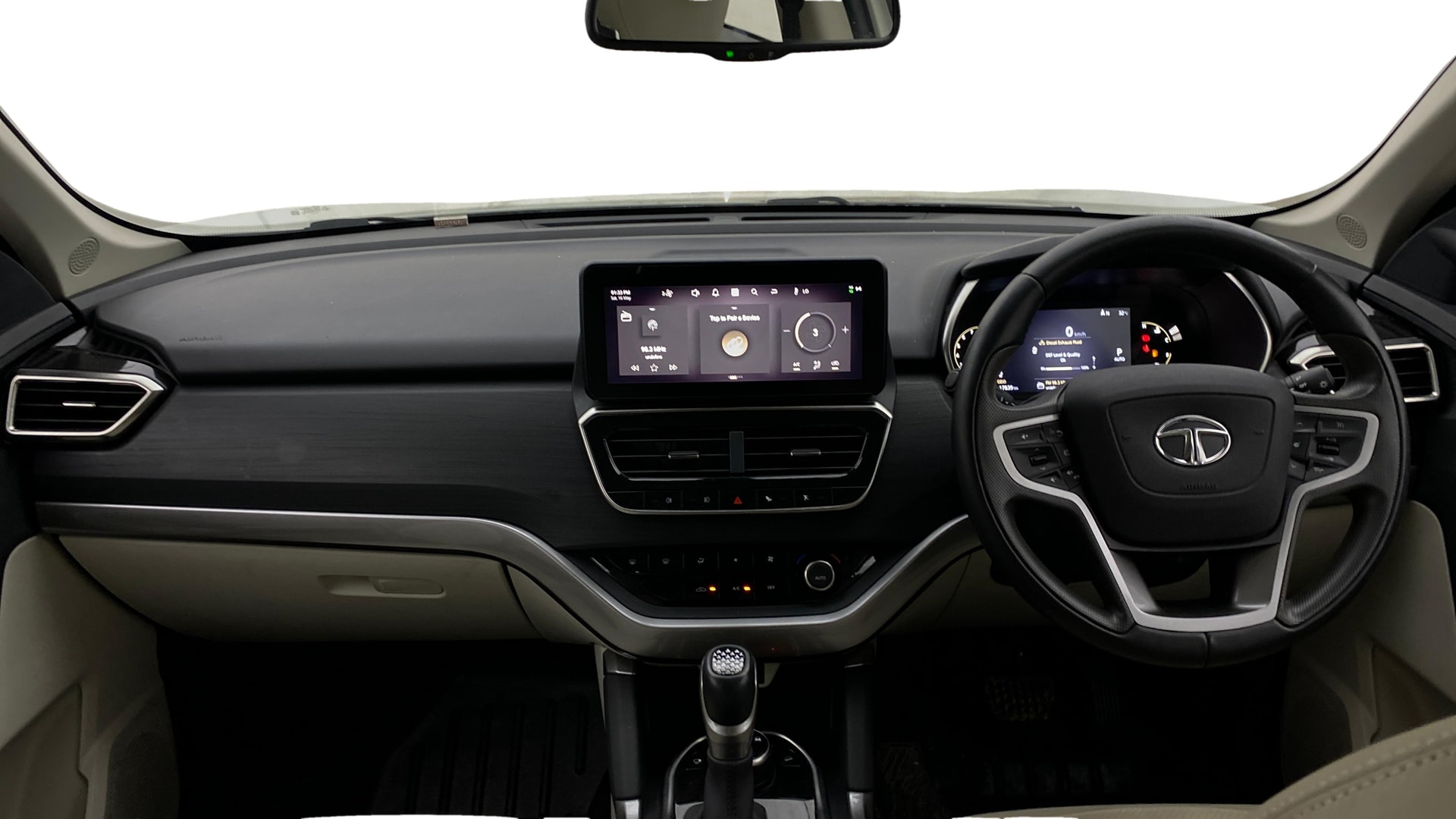 Used 2023 Tata Safari Used 2023 Tata Safari