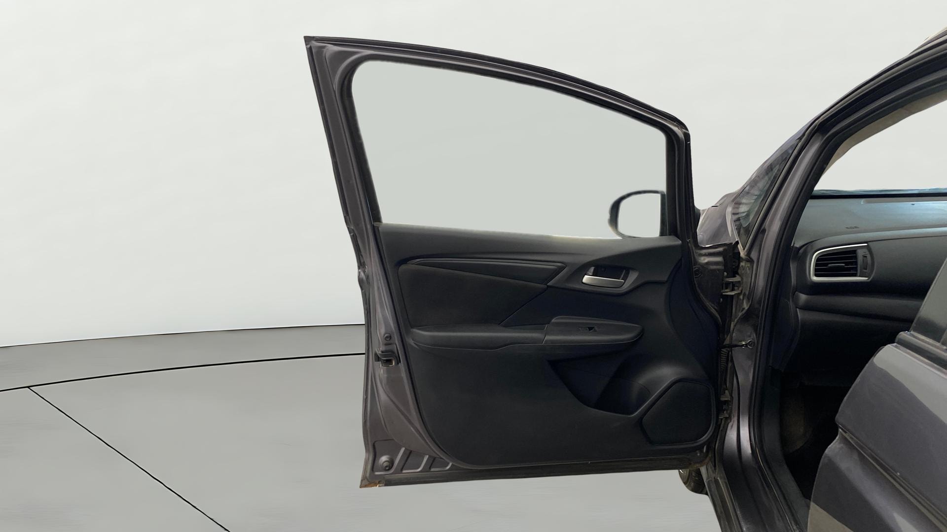 View 2019 Honda WR-V S MT Diesel Edge Edition Image 31 Used 2019 Honda WR-V S MT Diesel Edge Edition Image 31