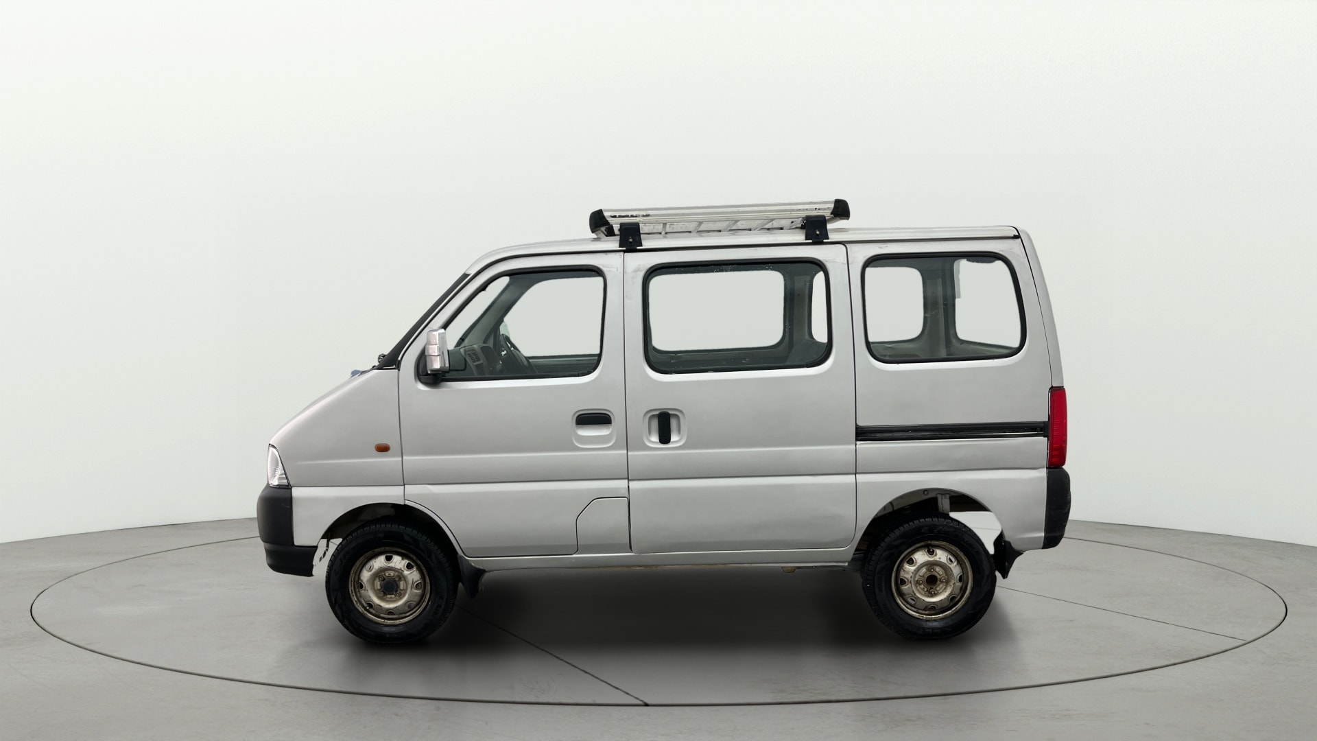 View 2017 Maruti Suzuki 1000 Base Variant Image 5 Used 2017 Maruti Suzuki 1000 Base Variant Image 5