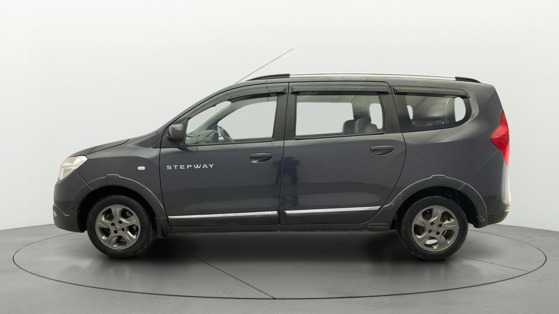 Used 2016 Renault Lodgy Used 2016 Renault Lodgy