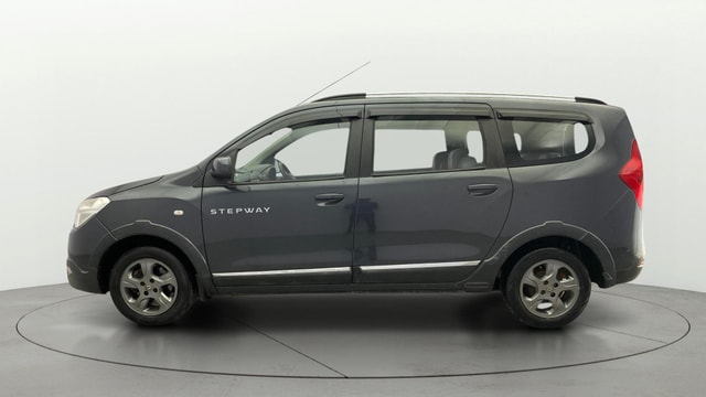 View Renault Lodgy Image 5 Used Renault Lodgy Image 5