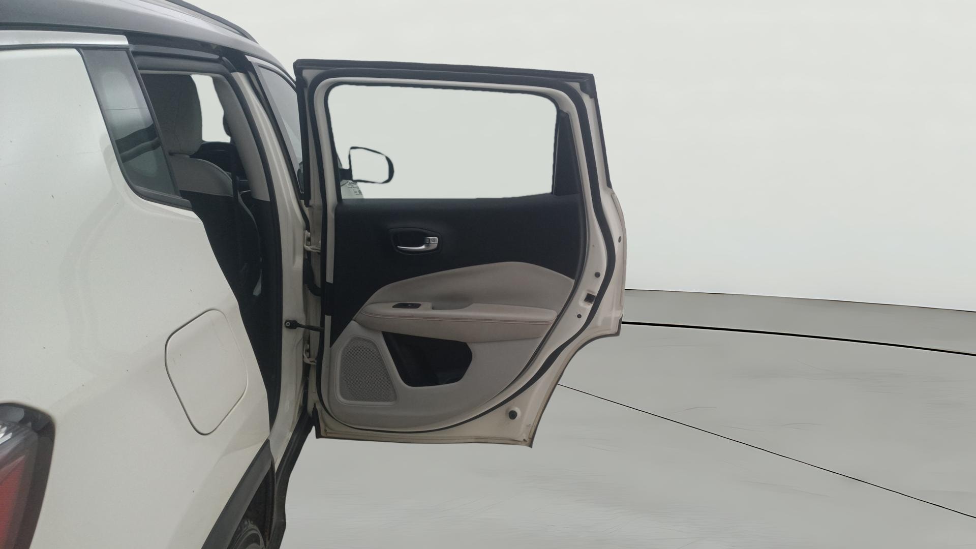 View 2019 Jeep Compass Limited Plus AT Image 7 Used 2019 Jeep Compass Limited Plus AT Image 7