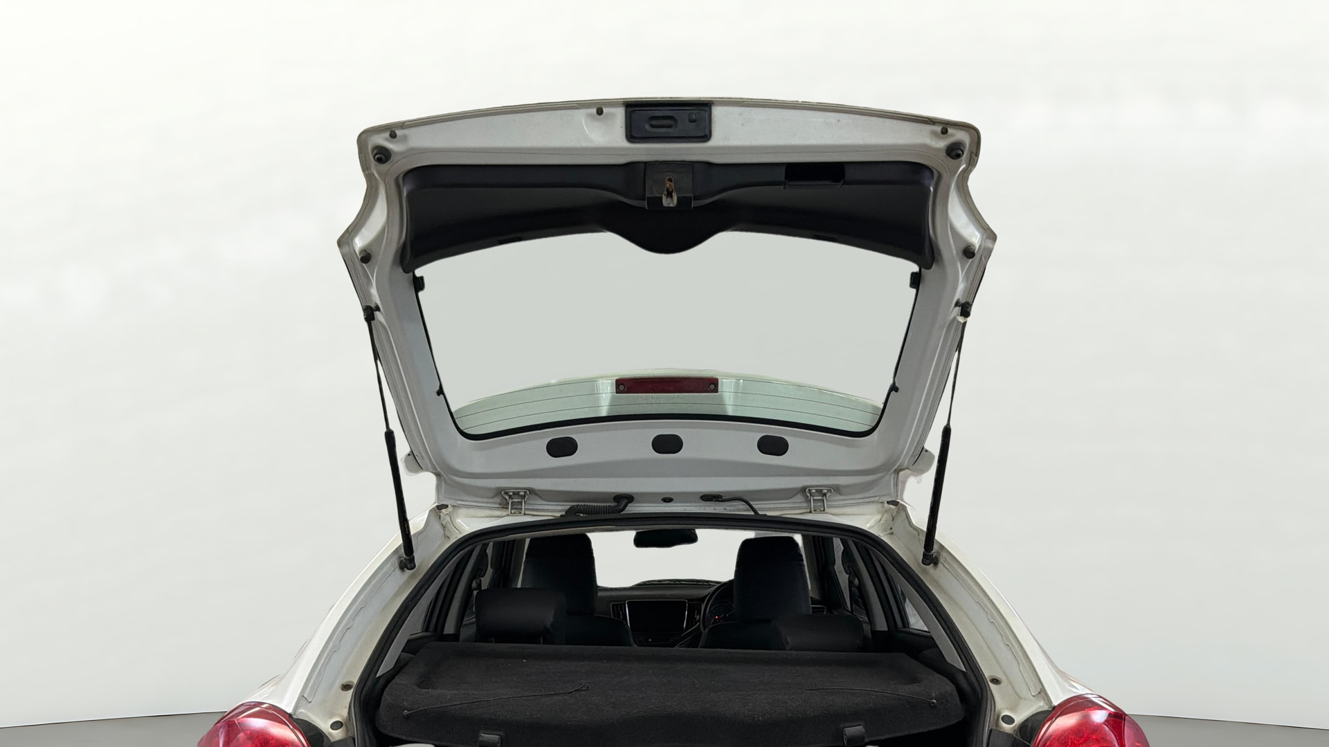 View 2020 Maruti Suzuki 1000 Base Variant Image 31 Used 2020 Maruti Suzuki 1000 Base Variant Image 31