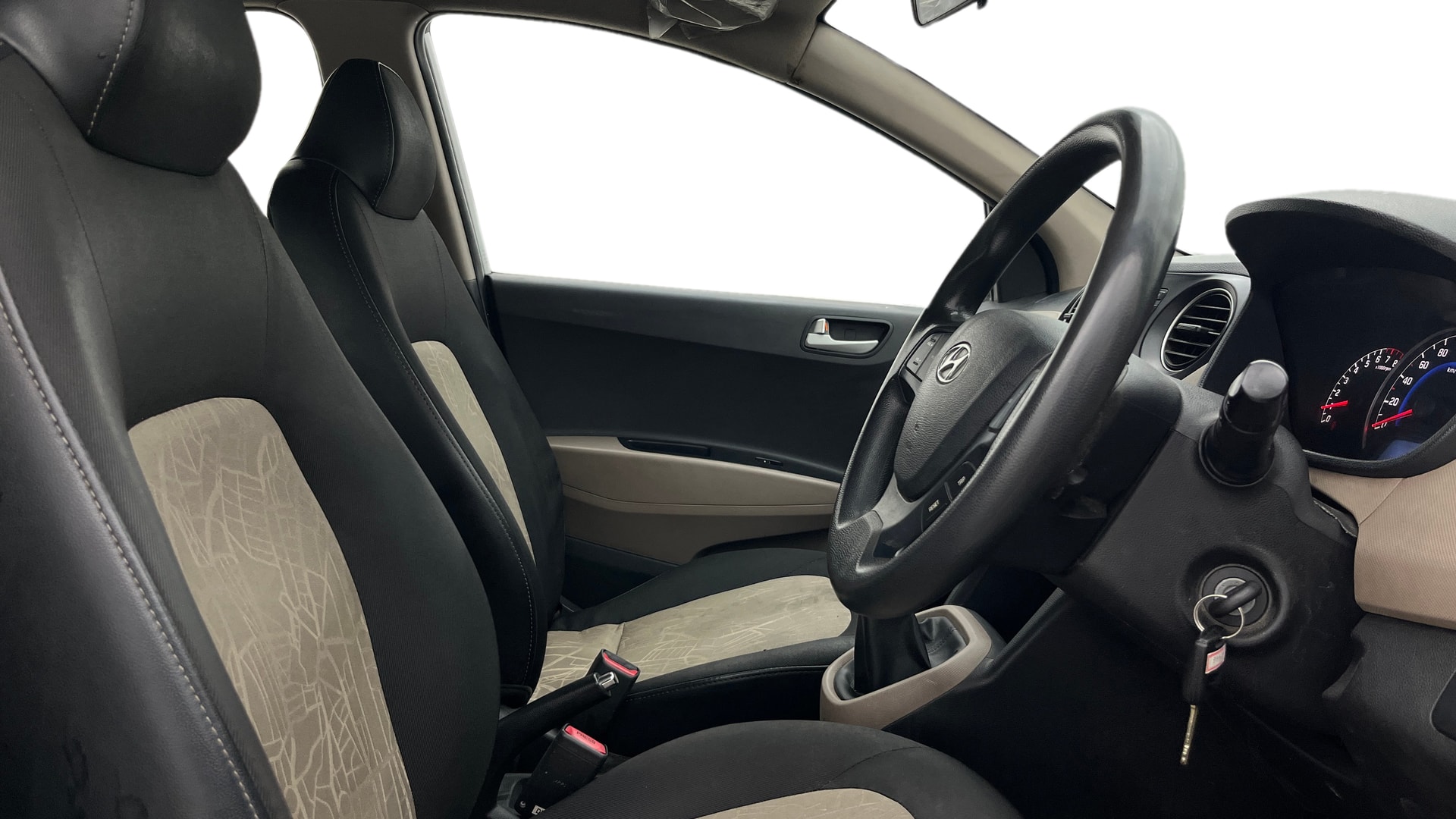 View 2017 Hyundai Grand i10 Sportz 1.2 Kappa Image 25 Used 2017 Hyundai Grand i10 Sportz 1.2 Kappa Image 25