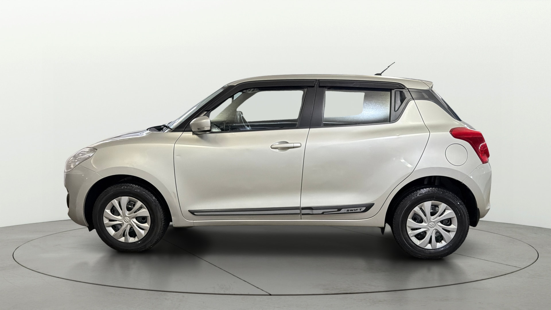 View 2020 Maruti Suzuki 1000 Base Variant Image 5 Used 2020 Maruti Suzuki 1000 Base Variant Image 5
