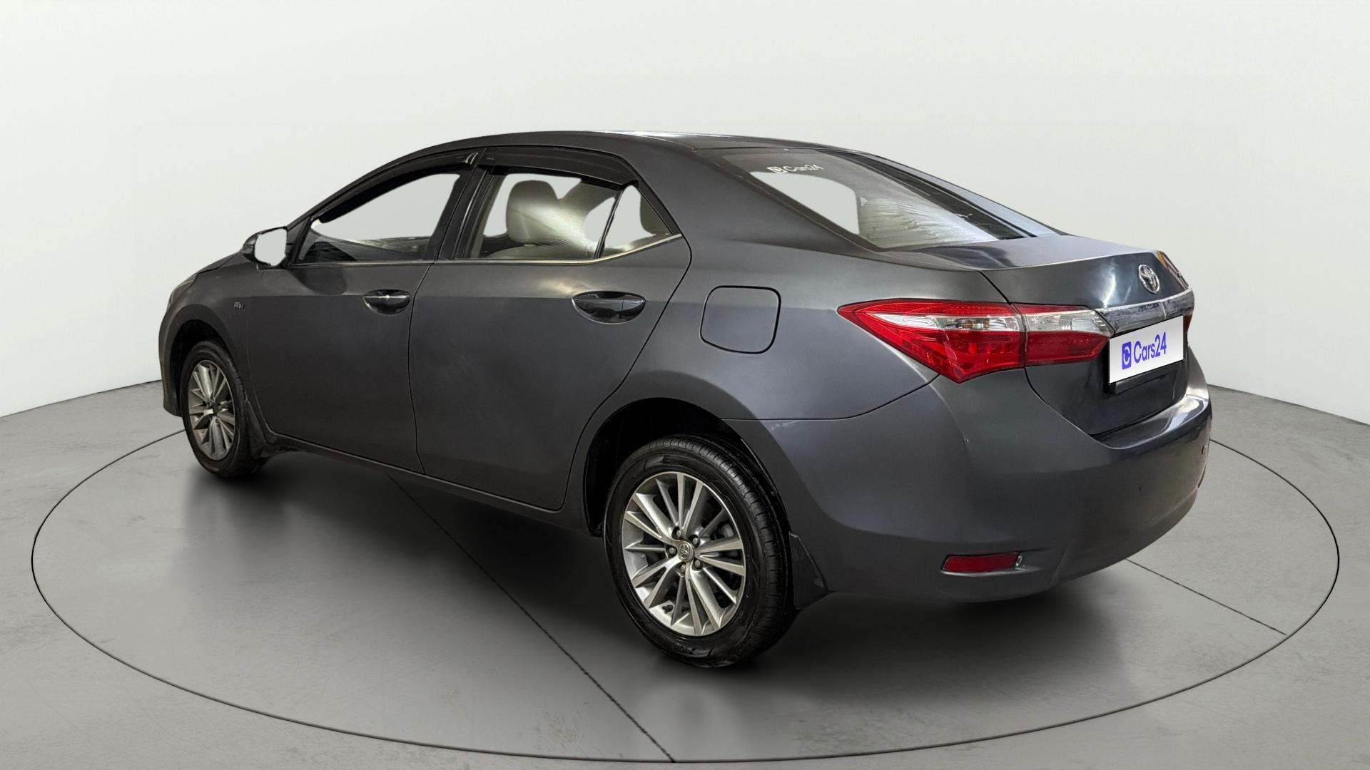 View 2014 Toyota Corolla Altis 1.8 VL AT Image 2 Used 2014 Toyota Corolla Altis 1.8 VL AT Image 2