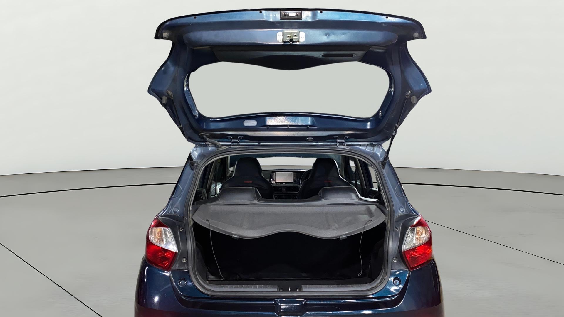 View 2021 Hyundai Grand i10 Nios Sportz Petrol AMT Image 37 Used 2021 Hyundai Grand i10 Nios Sportz Petrol AMT Image 37