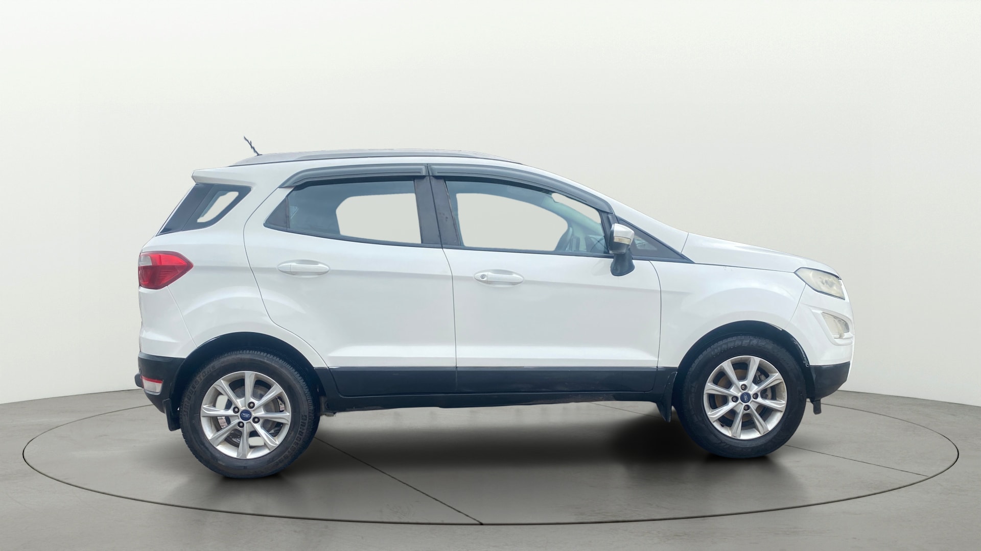 View 2018 Ford EcoSport 1.5 TDCi Diesel Ambiente BS IV Image 9 Used 2018 Ford EcoSport 1.5 TDCi Diesel Ambiente BS IV Image 9