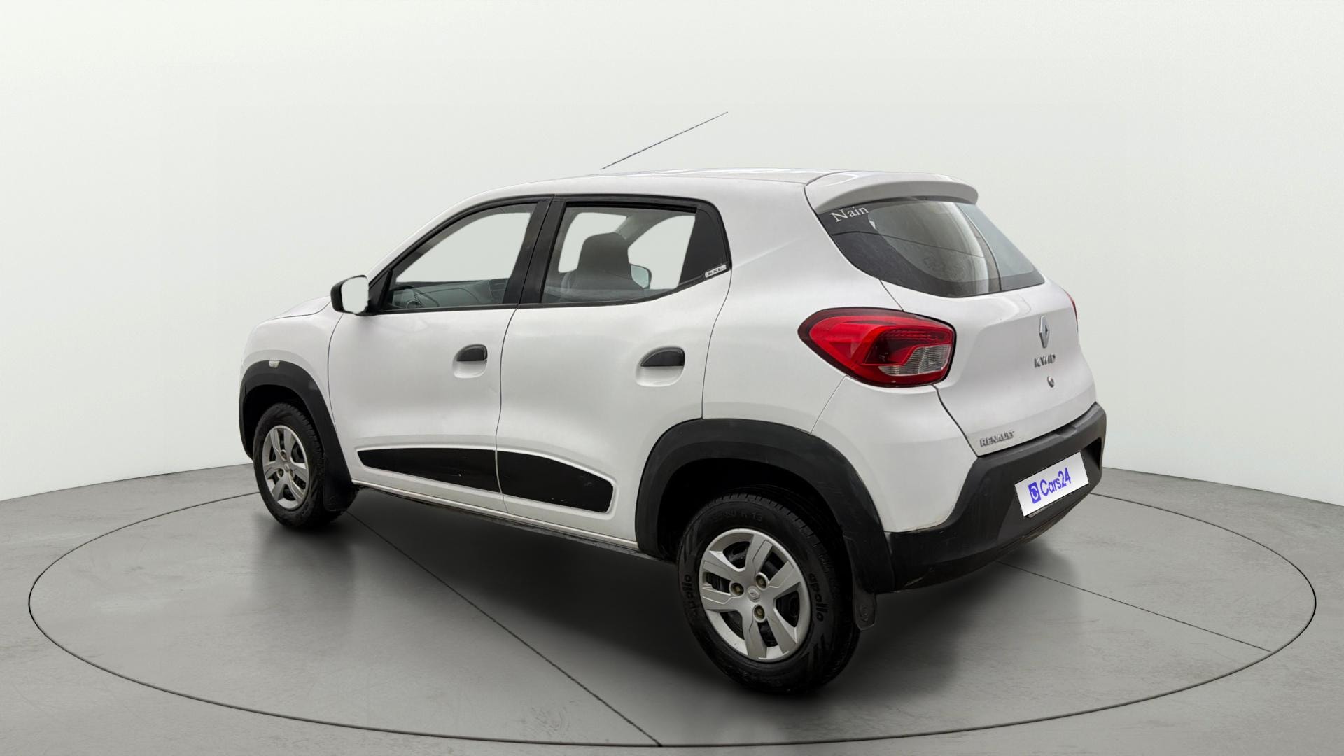 View 2016 Renault Kwid RXL Image 2 Used 2016 Renault Kwid RXL Image 2
