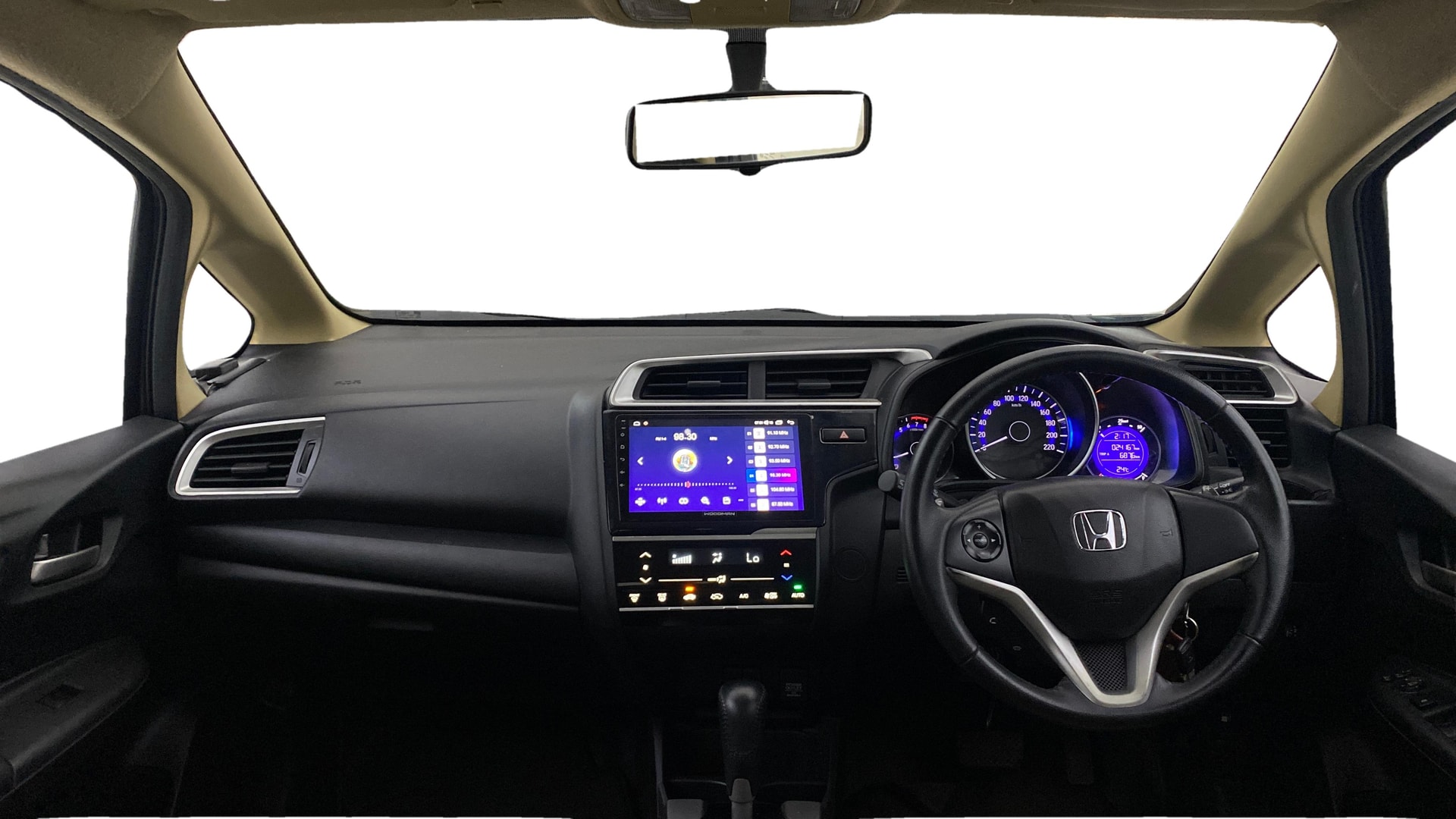 View 2017 Honda Jazz E MT Diesel Image 15 Used 2017 Honda Jazz E MT Diesel Image 15