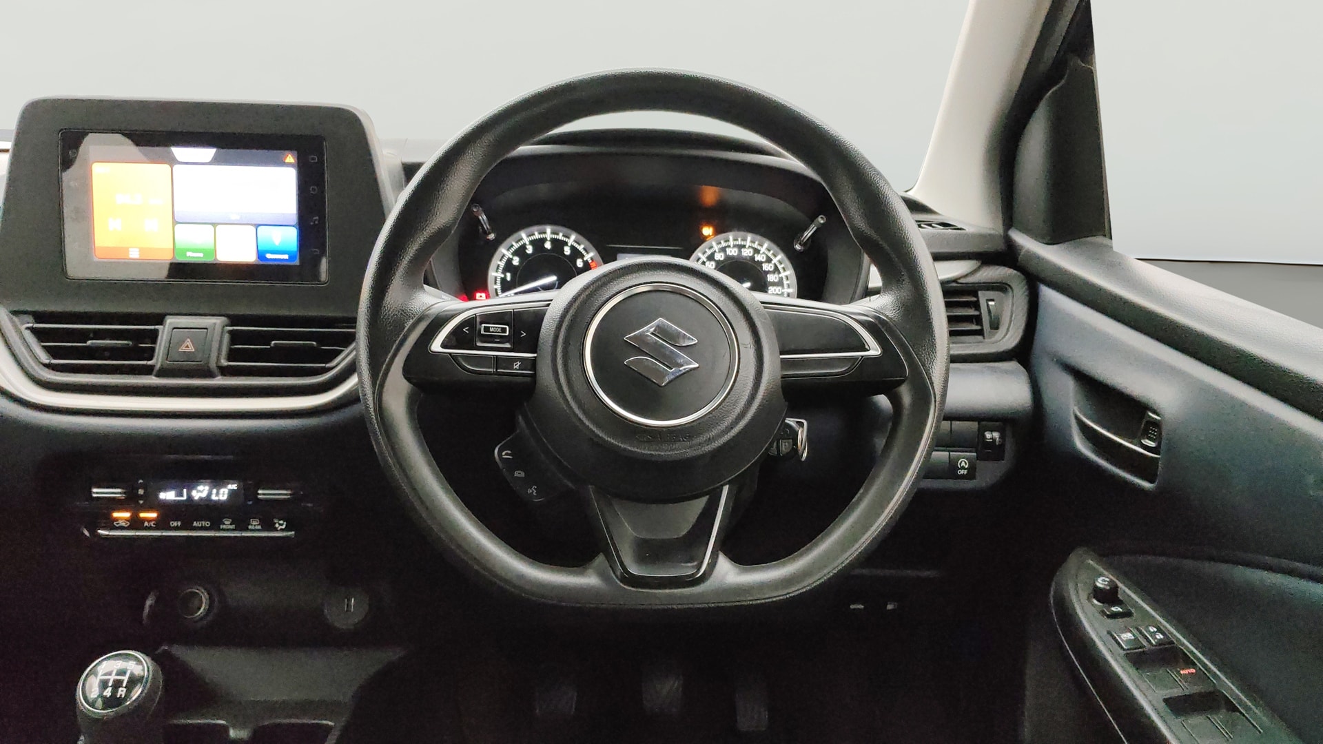 View 2022 Maruti Suzuki 1000 Base Variant Image 20 Used 2022 Maruti Suzuki 1000 Base Variant Image 20