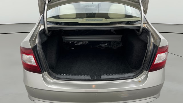 View Skoda Rapid Image 36 Used Skoda Rapid Image 36