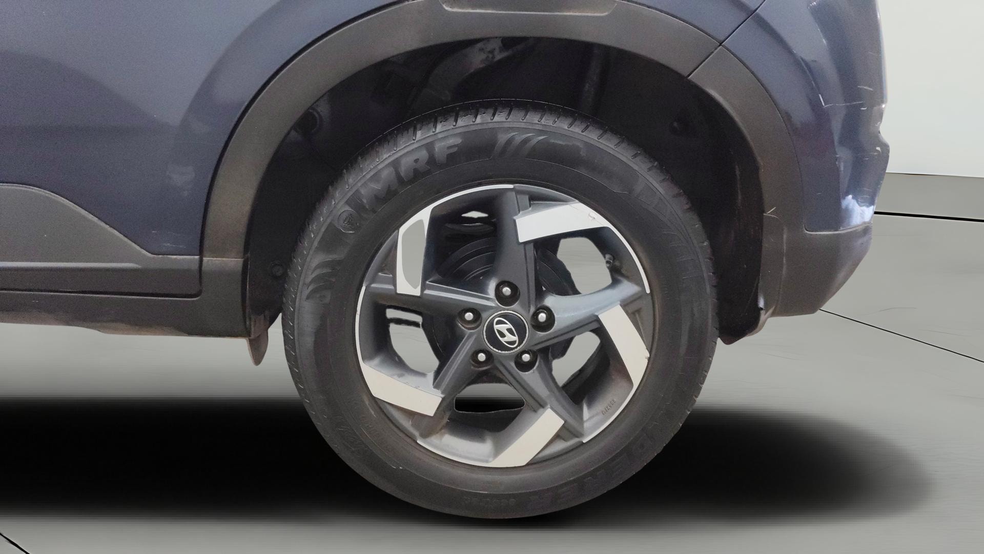 View 2019 Hyundai Venue SX Plus 1.0 Petrol AT Image 12 Used 2019 Hyundai Venue SX Plus 1.0 Petrol AT Image 12