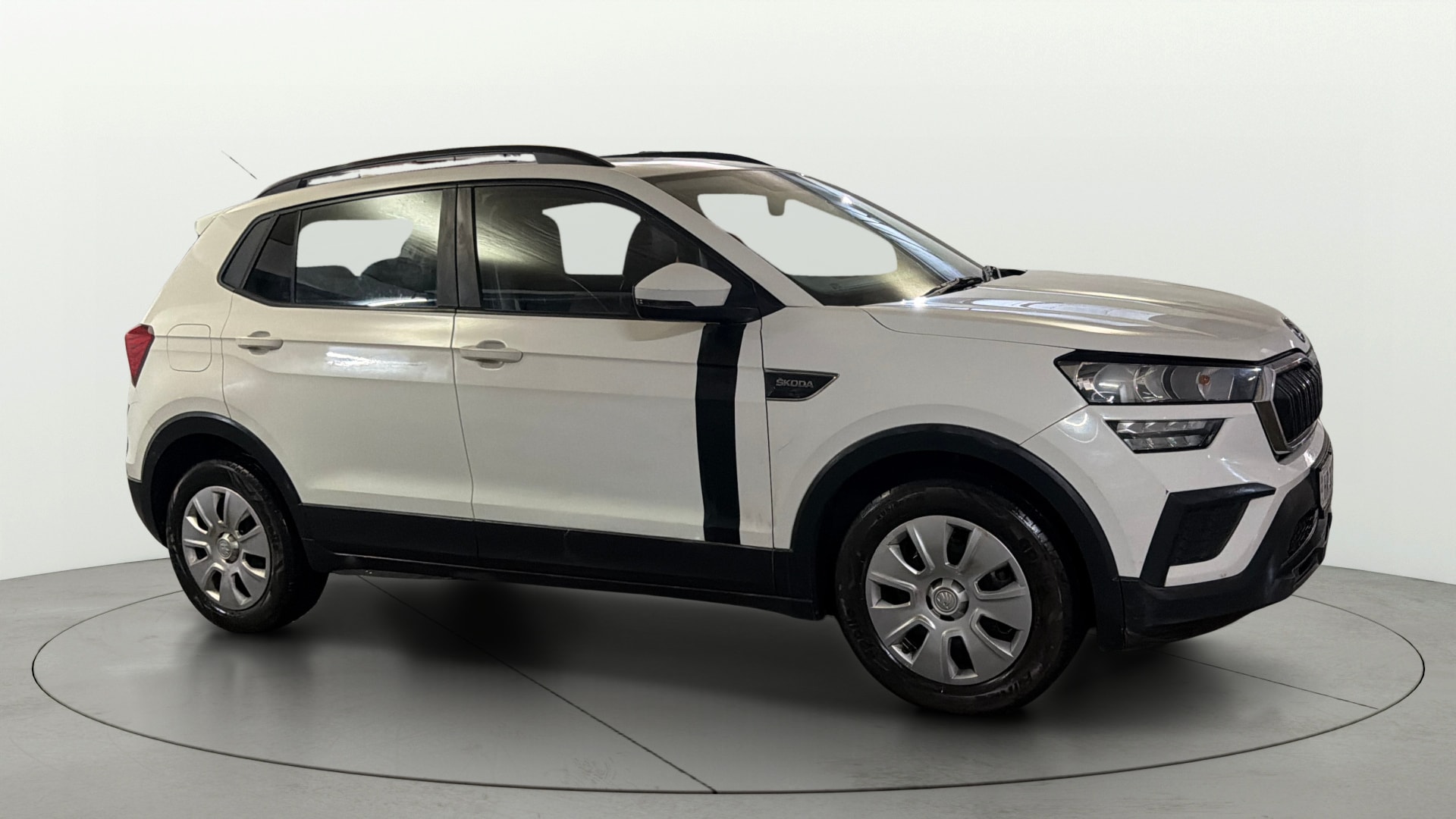 View 2022 Skoda Kushaq Active 1.0 TSI MT Image 35 Used 2022 Skoda Kushaq Active 1.0 TSI MT Image 35