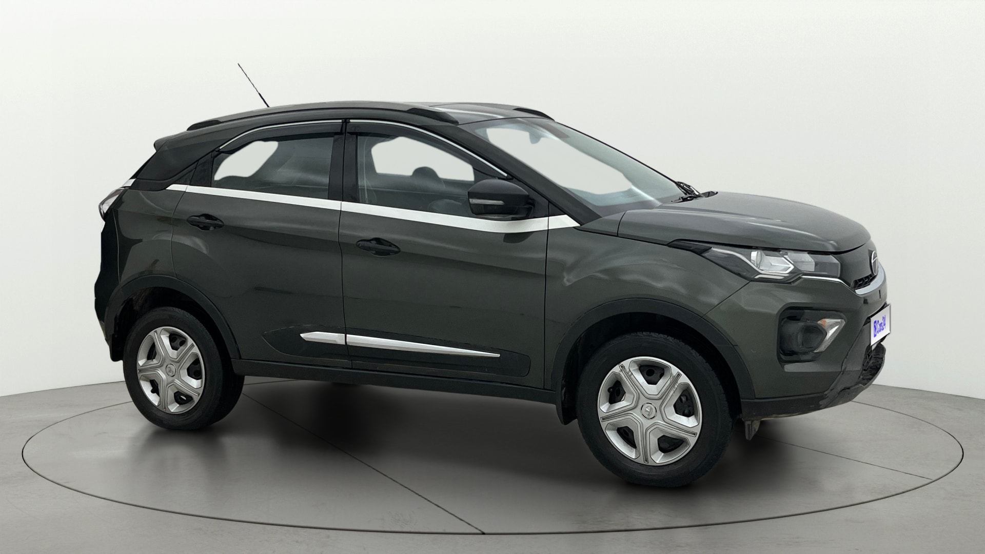 View 2020 Tata Nexon Revotron XE Image 35 Used 2020 Tata Nexon Revotron XE Image 35