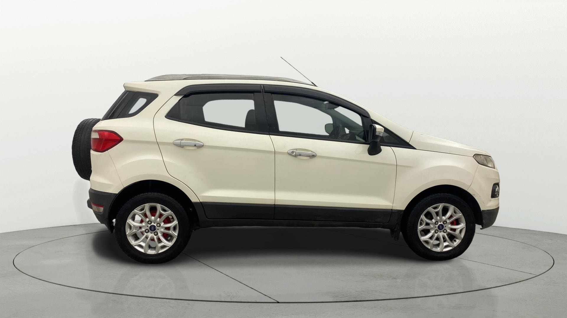 View 2015 Ford EcoSport 1.5 TDCi Diesel Ambiente BS IV Image 8 Used 2015 Ford EcoSport 1.5 TDCi Diesel Ambiente BS IV Image 8