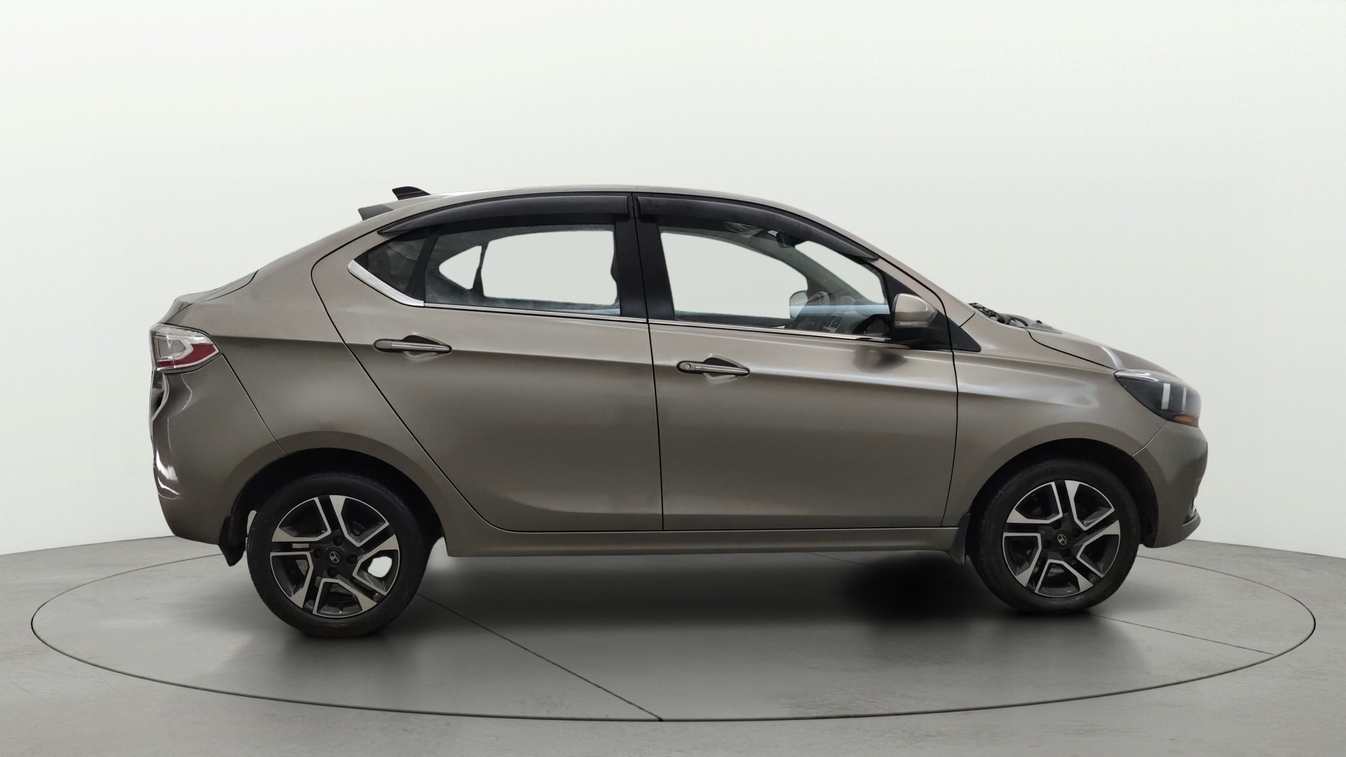 View 2019 Tata Tigor XE Diesel Image 8 Used 2019 Tata Tigor XE Diesel Image 8
