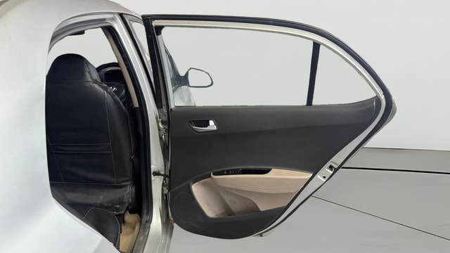 View Hyundai Xcent Image 7 Used Hyundai Xcent Image 7