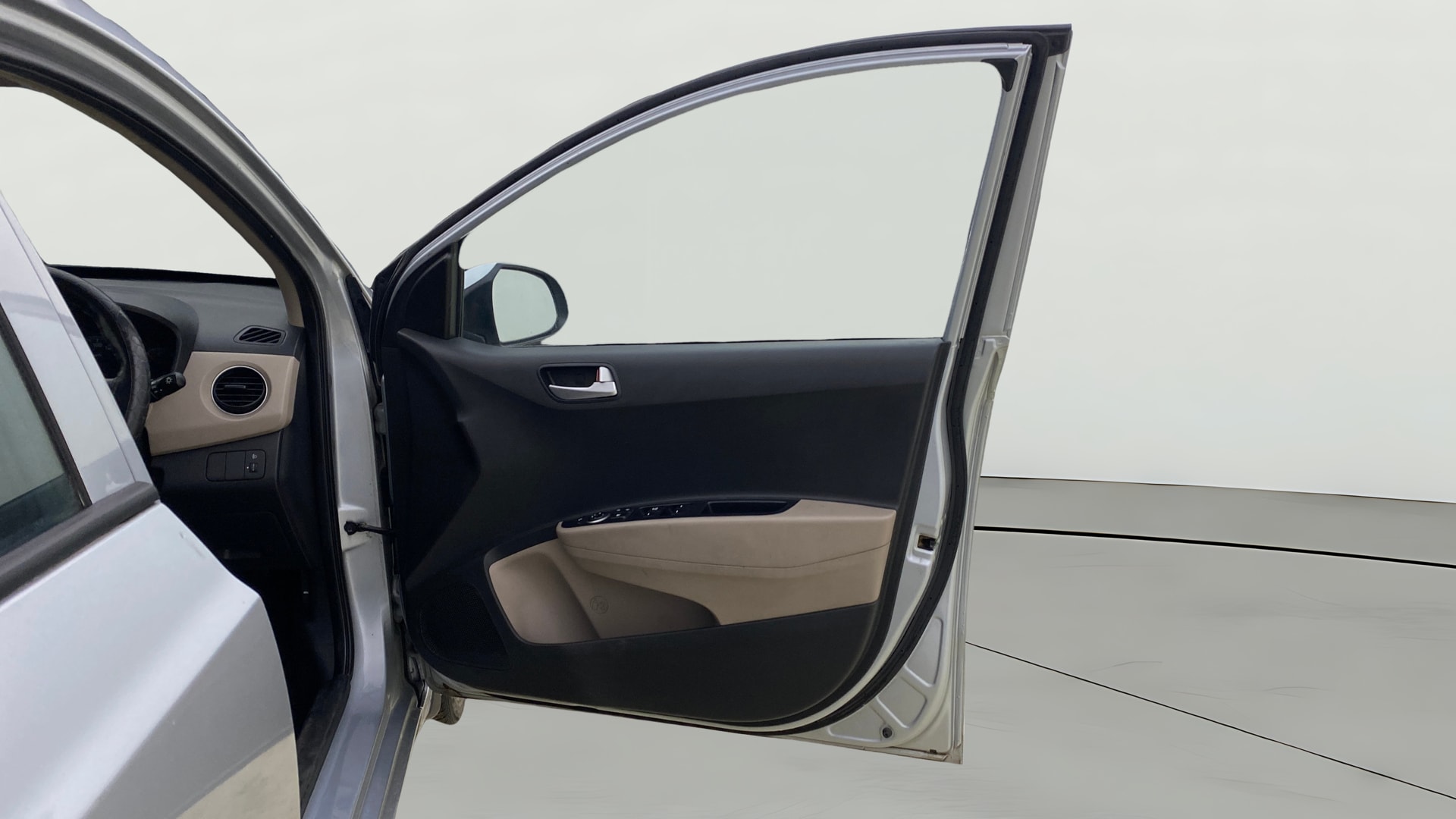 View 2019 Hyundai Grand i10 Sportz 1.2 Kappa Image 44 Used 2019 Hyundai Grand i10 Sportz 1.2 Kappa Image 44