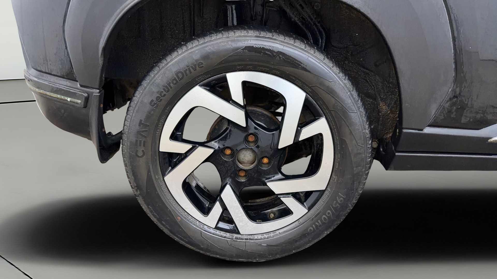 View 2022 Nissan Magnite Turbo XV Premium CVT Image 34 Used 2022 Nissan Magnite Turbo XV Premium CVT Image 34