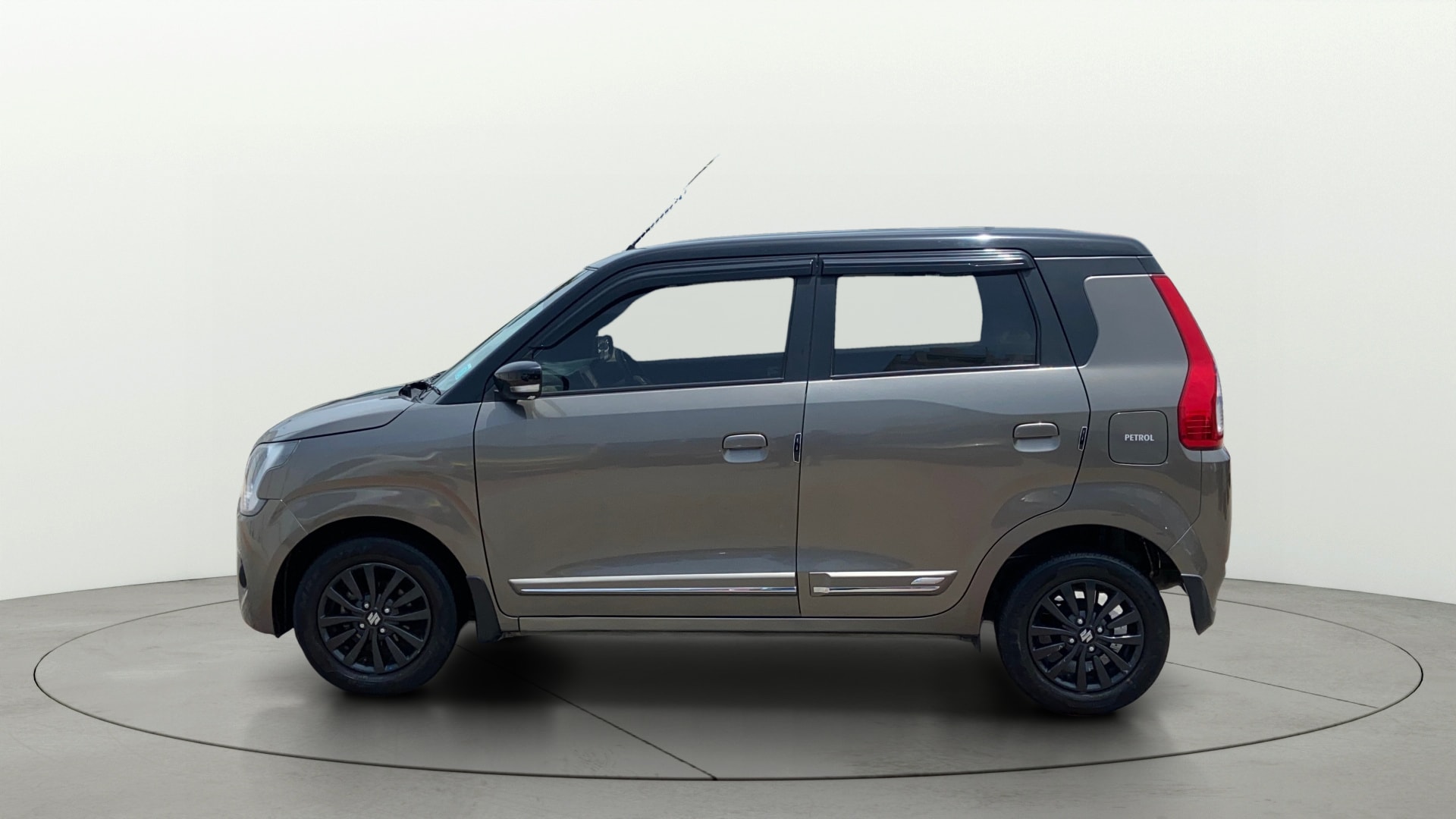View 2023 Maruti Suzuki 1000 Base Variant Image 5 Used 2023 Maruti Suzuki 1000 Base Variant Image 5