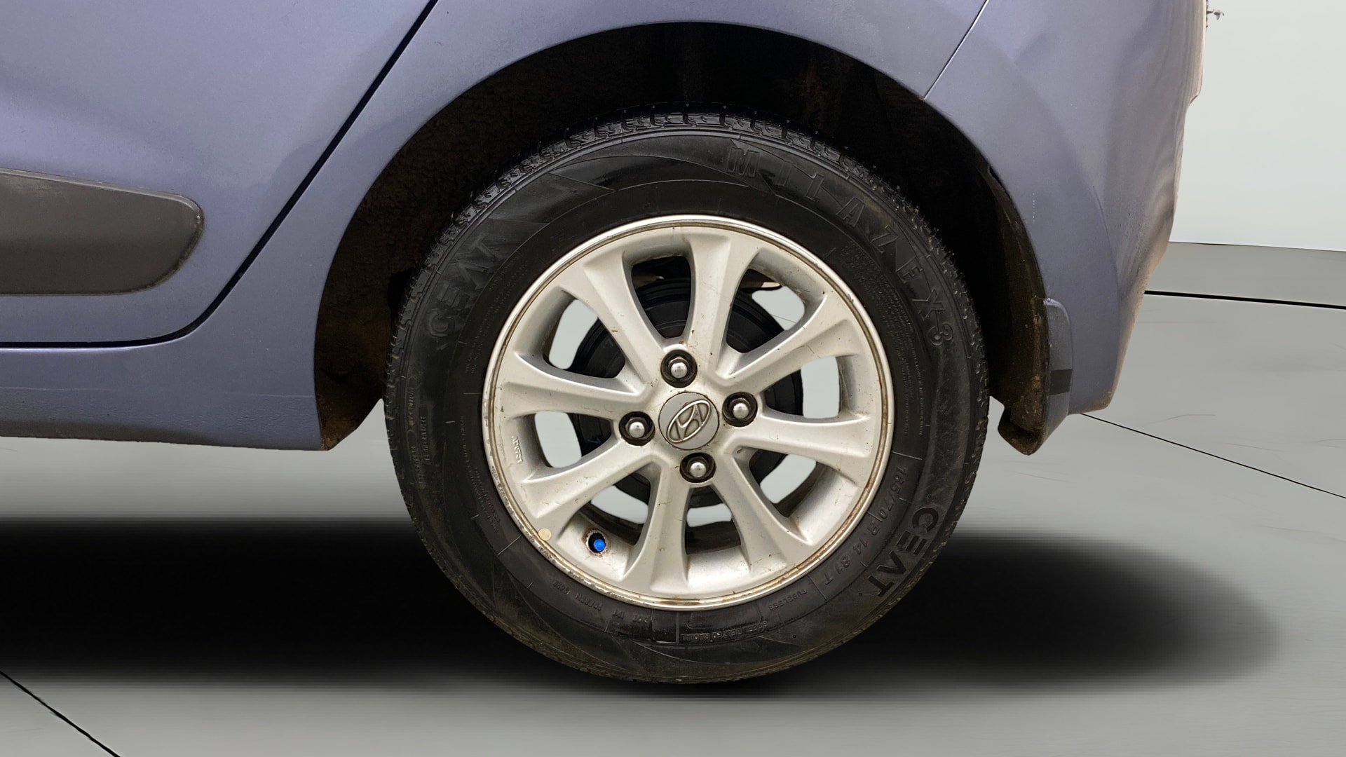 View 2015 Hyundai Grand i10 Asta AT 1.2 Kappa VTVT Image 11 Used 2015 Hyundai Grand i10 Asta AT 1.2 Kappa VTVT Image 11