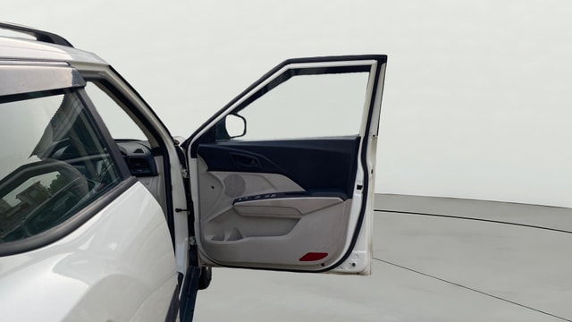 View Mahindra XUV300 Image 44 Used Mahindra XUV300 Image 44