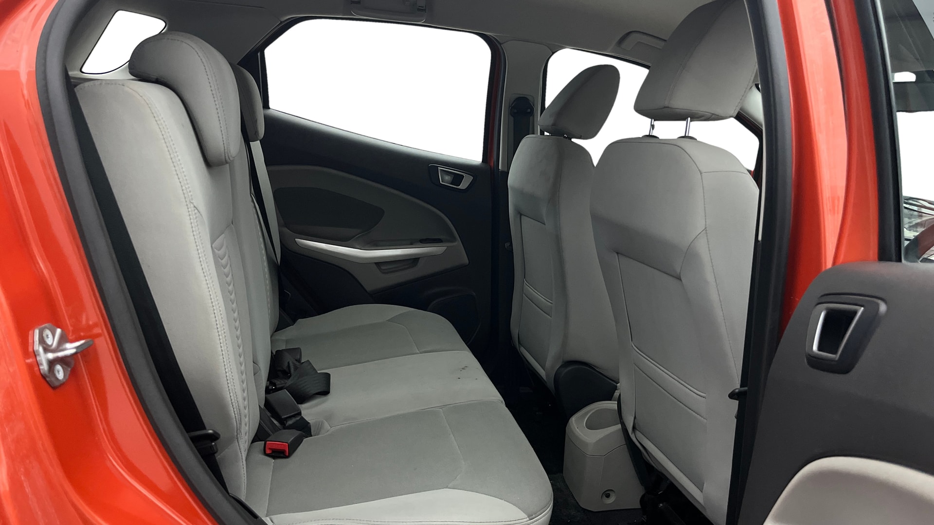 View 2016 Ford EcoSport 1.5 TDCi Diesel Ambiente BS IV Image 34 Used 2016 Ford EcoSport 1.5 TDCi Diesel Ambiente BS IV Image 34