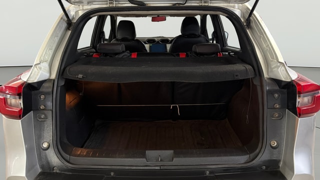 View Nissan Magnite Image 40 Used Nissan Magnite Image 40
