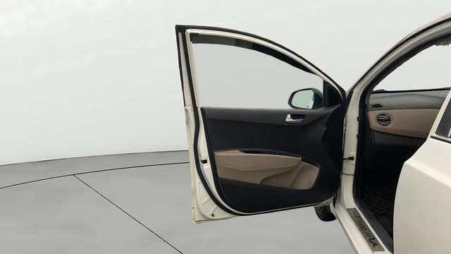 View Hyundai Grand i10 Image 31 Used Hyundai Grand i10 Image 31