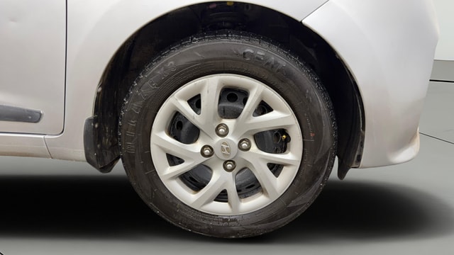 View Hyundai Grand i10 Image 39 Used Hyundai Grand i10 Image 39