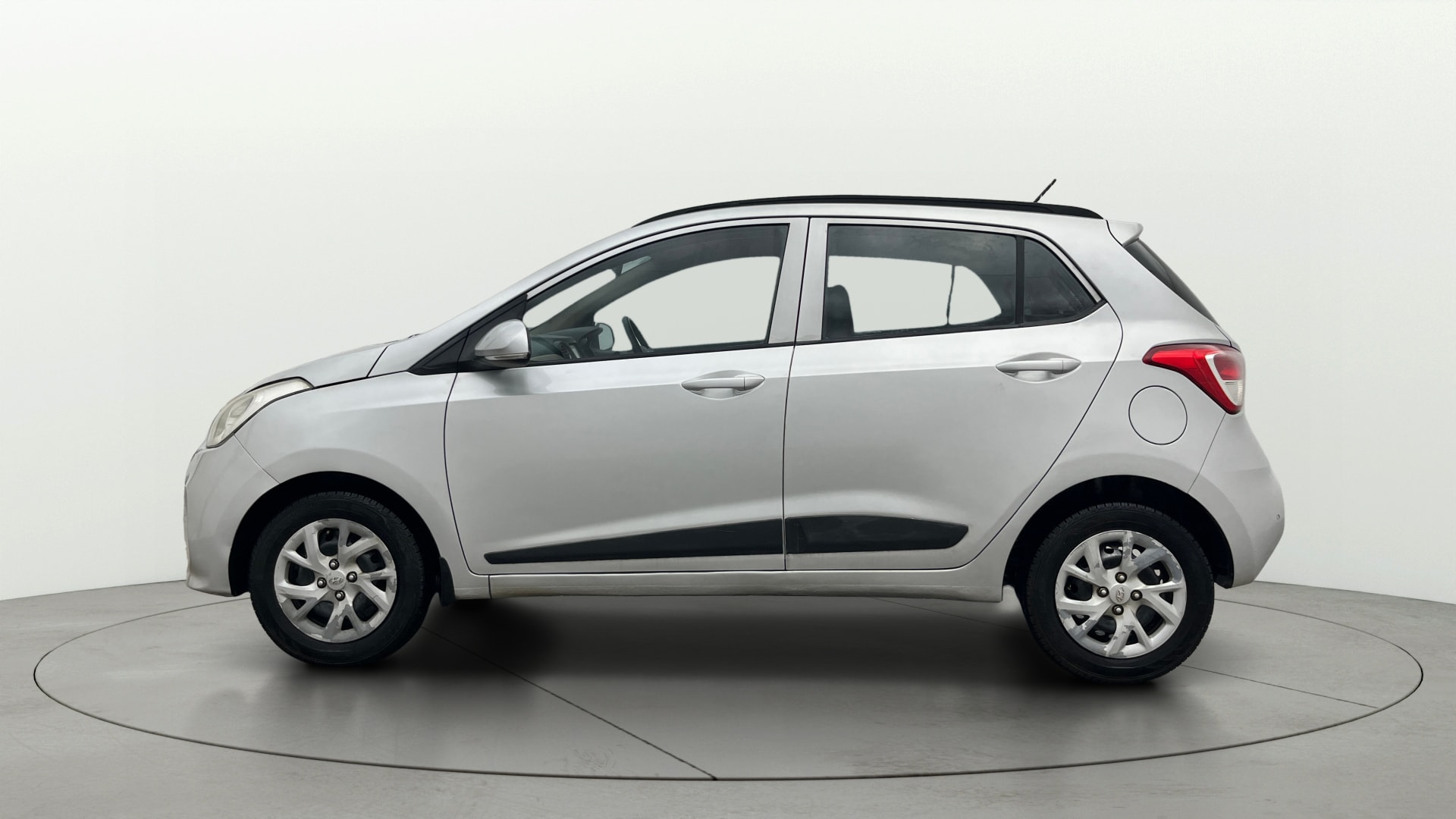 Used 2019 Hyundai Grand i10 Used 2019 Hyundai Grand i10