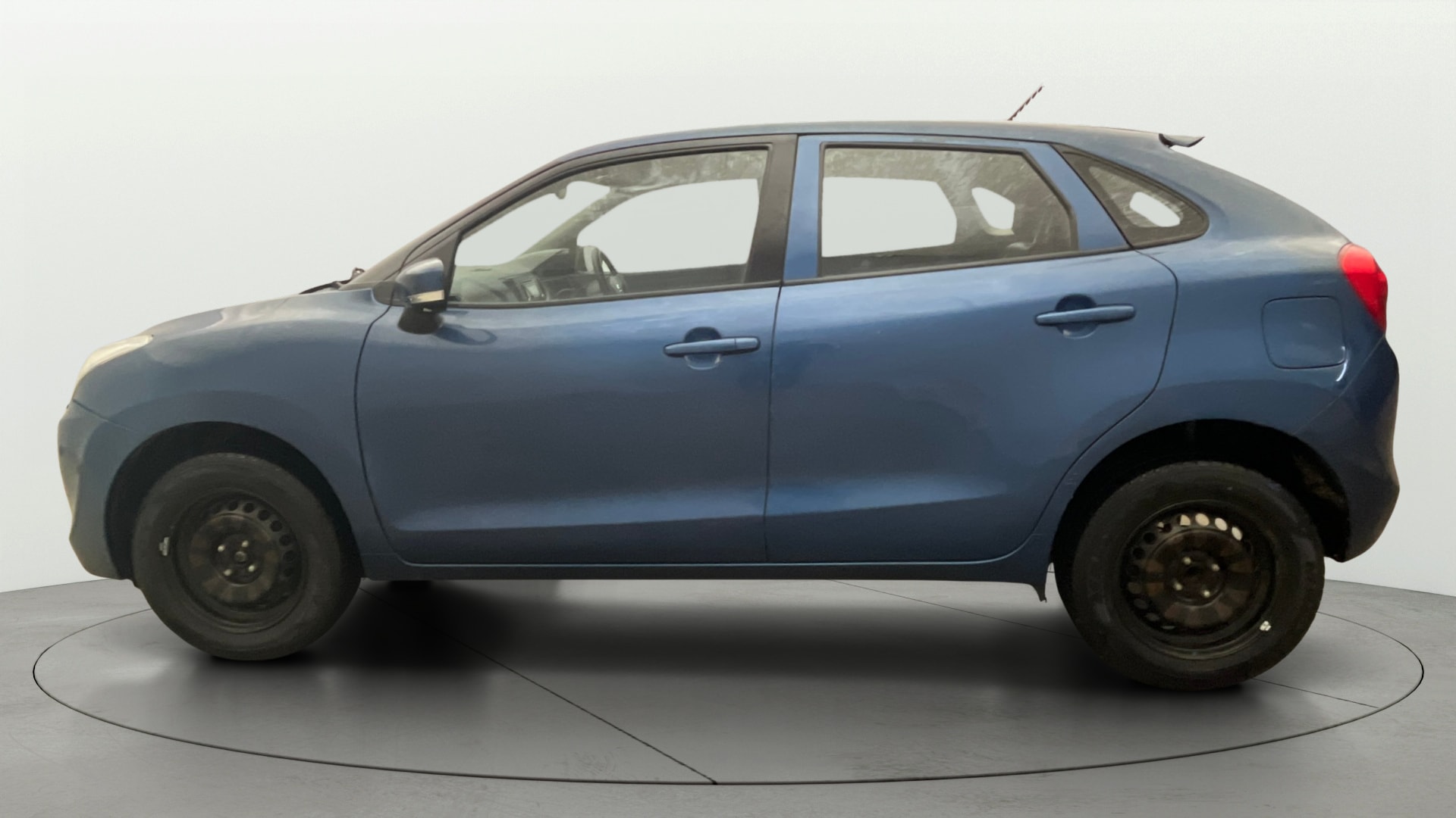 View 2017 Maruti Suzuki 1000 Base Variant Image 5 Used 2017 Maruti Suzuki 1000 Base Variant Image 5