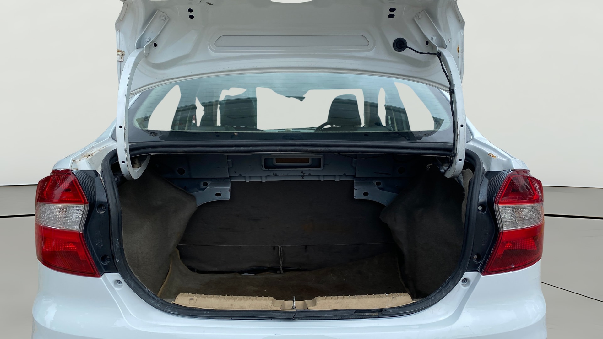 View 2019 Ford Figo Aspire 1.2P Ambiente MT BS IV Image 38 Used 2019 Ford Figo Aspire 1.2P Ambiente MT BS IV Image 38
