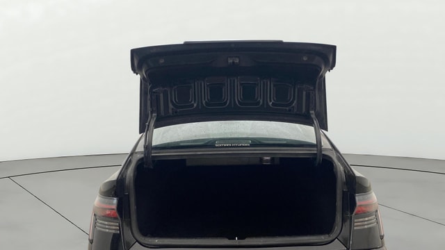 View Hyundai Verna Image 17 Used Hyundai Verna Image 17
