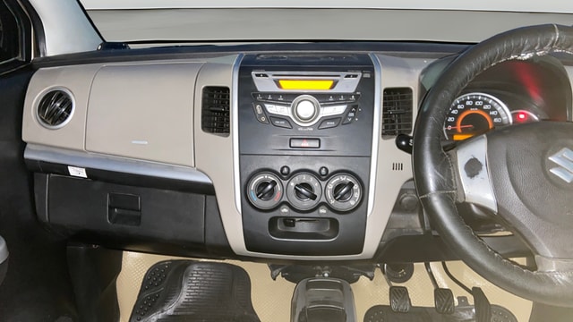 View Maruti Suzuki 1000 Image 17 Used Maruti Suzuki 1000 Image 17